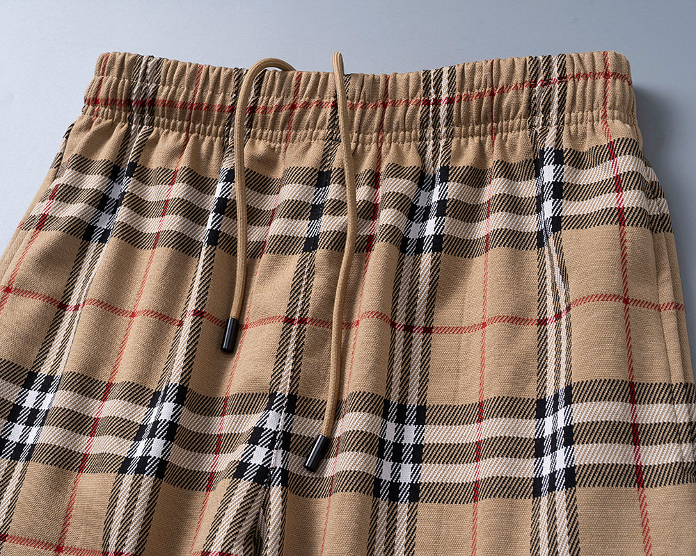 Burberry Men’s Luxury Signature Outfit Set