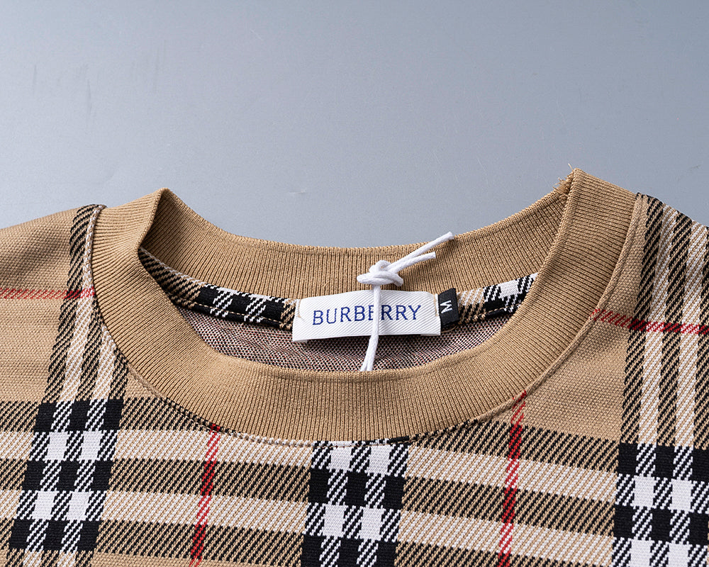 Burberry Men’s Luxury Signature Outfit Set
